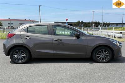 2016 Mazda Demio - Thumbnail