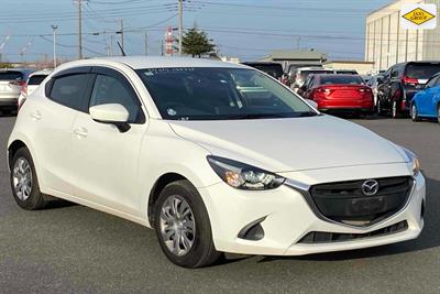 2016 Mazda Demio