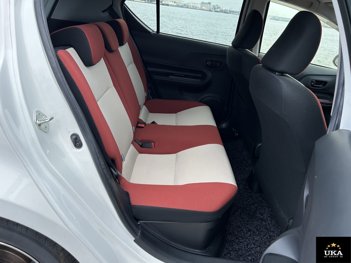 2015 Toyota Aqua