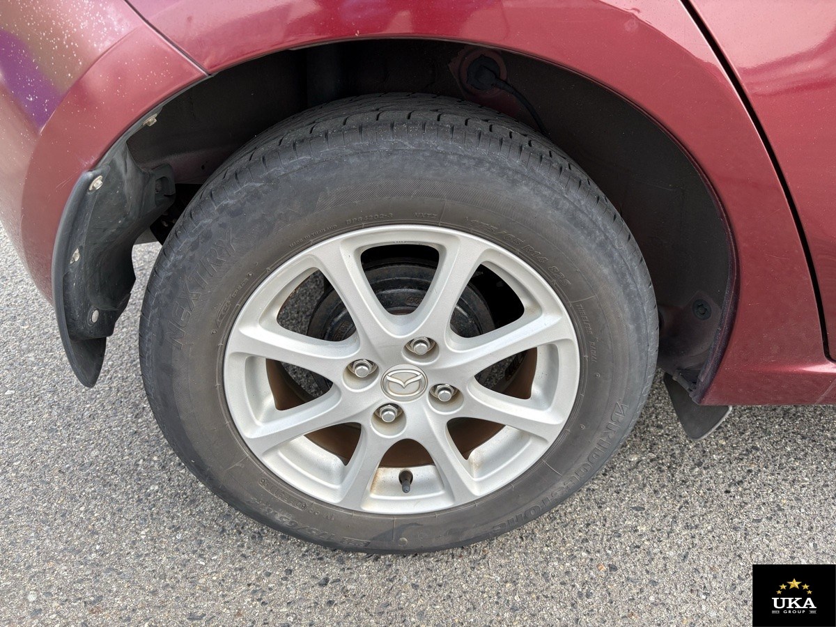 2012 Mazda Demio