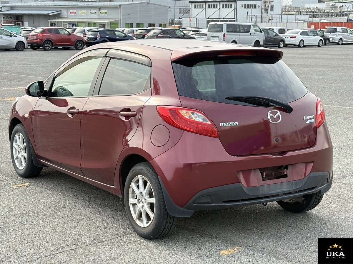 2012 Mazda Demio