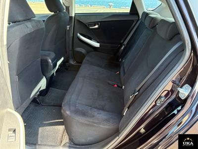 2014 Toyota Prius - Thumbnail