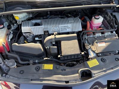 2014 Toyota Prius - Thumbnail