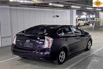 2014 Toyota Prius - Thumbnail