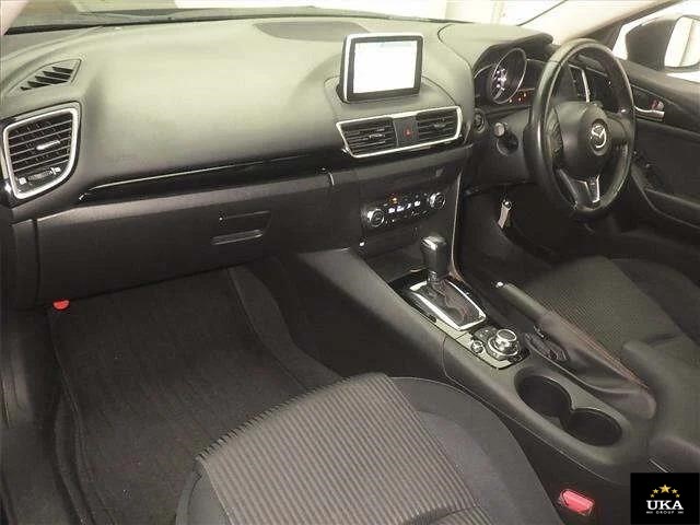 2014 Mazda Axela