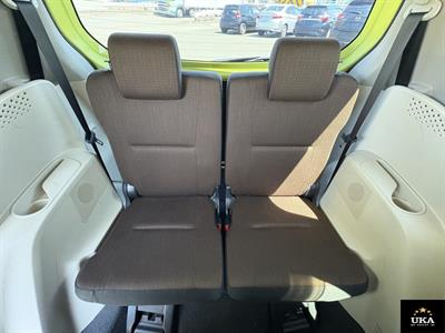 2017 Toyota Sienta - Thumbnail