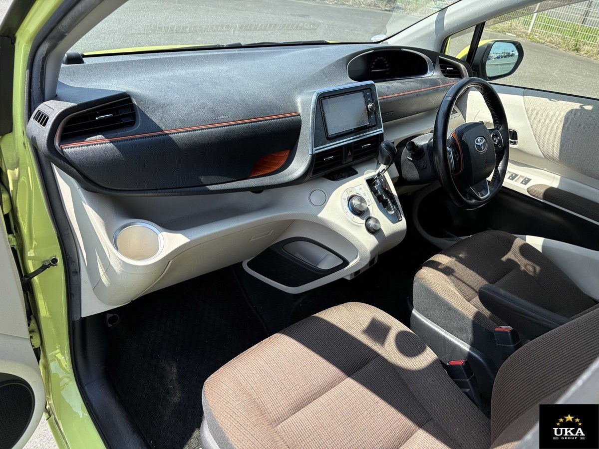 2017 Toyota Sienta