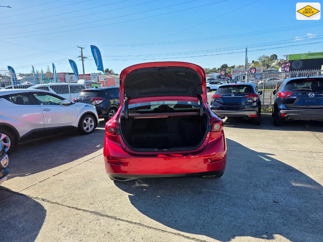 2016 Mazda Axela