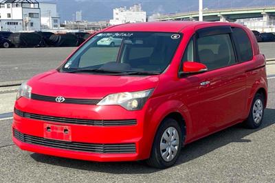 2014 Toyota Spade - Thumbnail