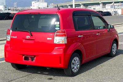 2014 Toyota Spade - Thumbnail