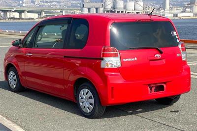 2014 Toyota Spade - Thumbnail