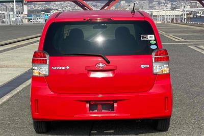 2014 Toyota Spade - Thumbnail