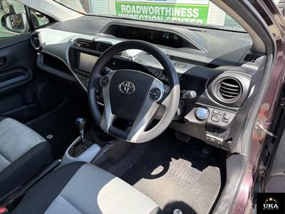 2014 Toyota Aqua - Thumbnail