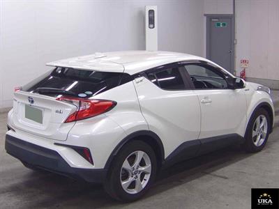 2017 Toyota C-HR - Thumbnail