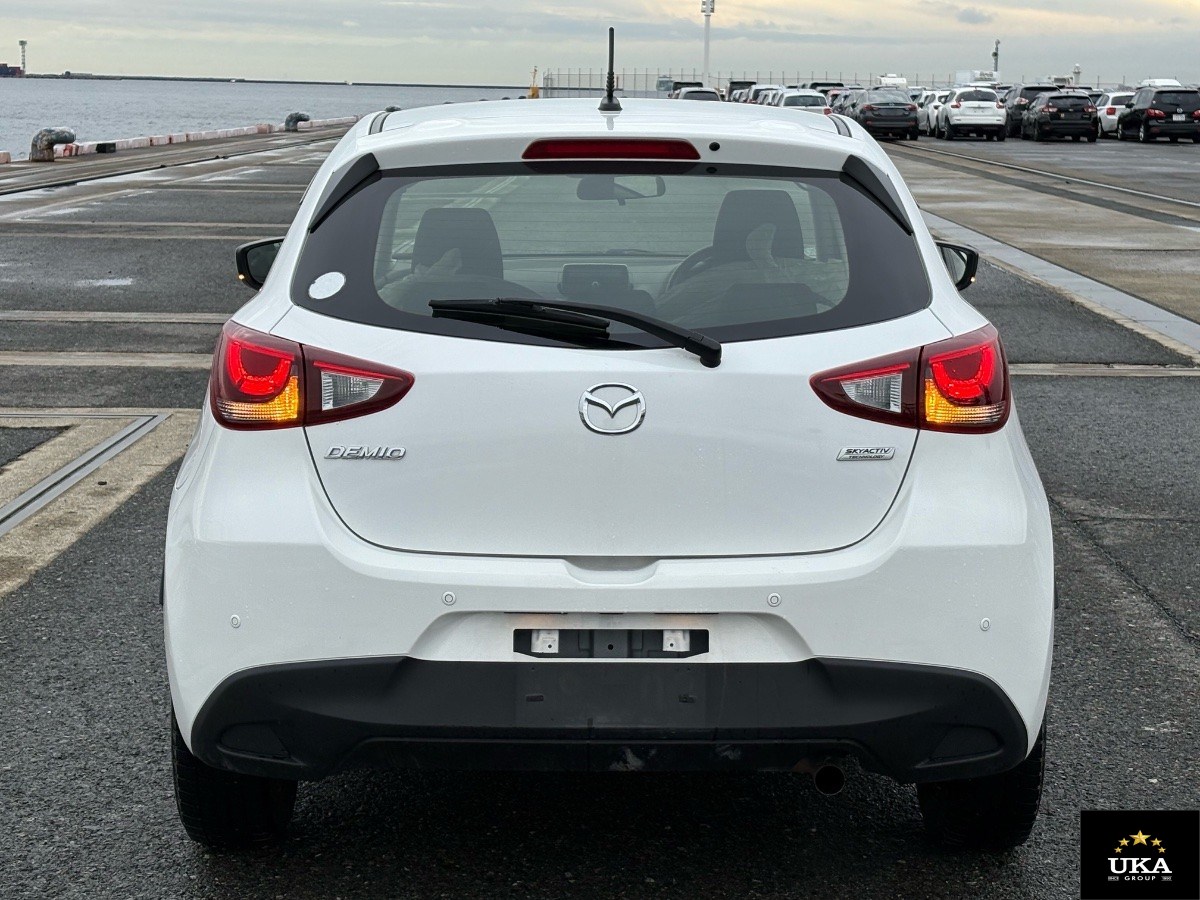 2018 Mazda Demio