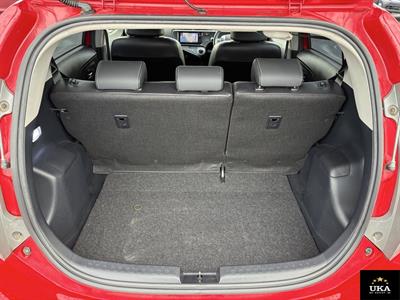 2014 Toyota Aqua - Thumbnail