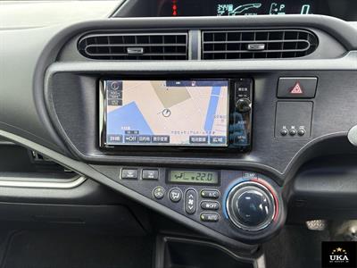 2014 Toyota Aqua - Thumbnail
