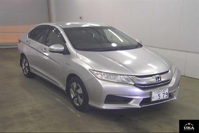 2015 Honda Grace - Thumbnail