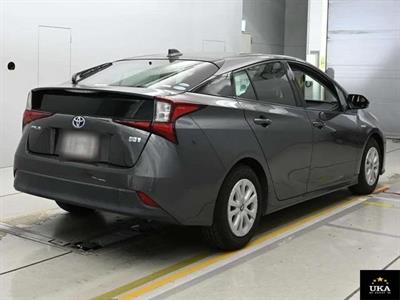 2020 Toyota Prius - Thumbnail