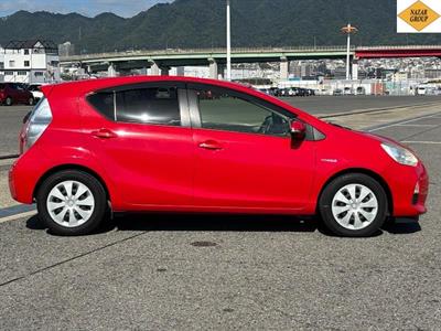 2012 Toyota Aqua - Thumbnail