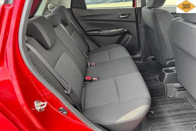 2017 Suzuki Swift - Thumbnail