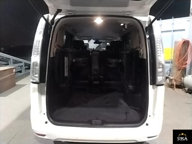2015 Nissan Serena