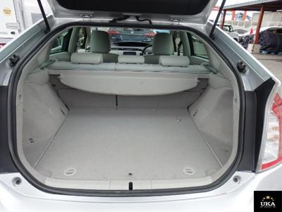 2013 Toyota Prius - Thumbnail