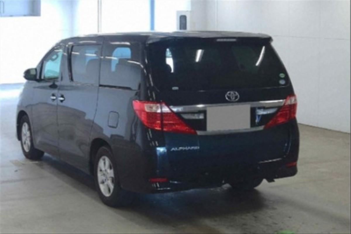 2013 Toyota Alphard