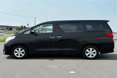 2013 Toyota Alphard - Thumbnail
