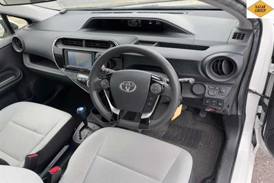2020 Toyota Aqua - Thumbnail