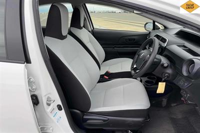 2020 Toyota Aqua - Thumbnail