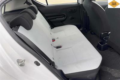 2020 Toyota Aqua - Thumbnail