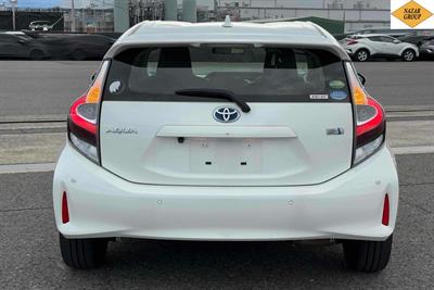 2020 Toyota Aqua - Thumbnail