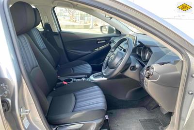 2015 Mazda Demio - Thumbnail