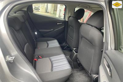 2015 Mazda Demio - Thumbnail