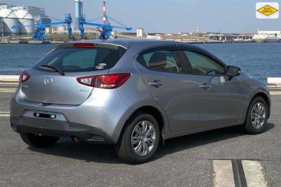 2015 Mazda Demio - Thumbnail