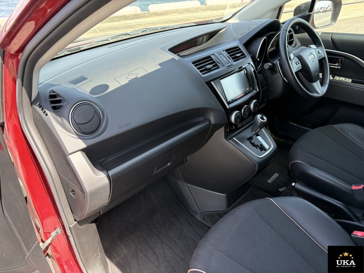 2017 Nissan Lafesta