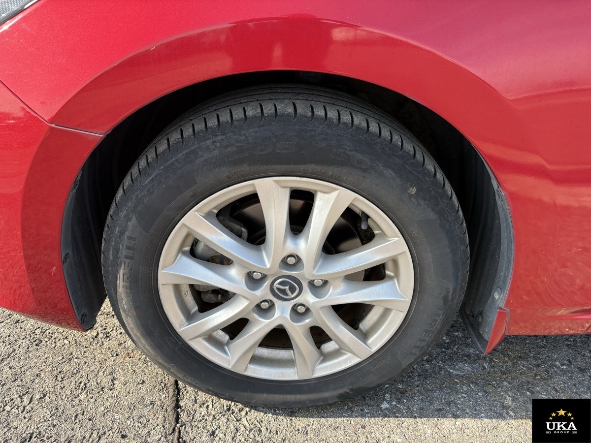 2014 Mazda Axela