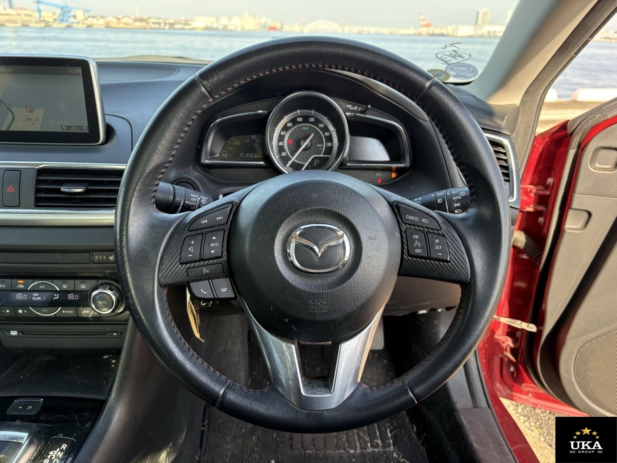2014 Mazda Axela