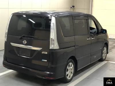 2013 Nissan Serena - Thumbnail