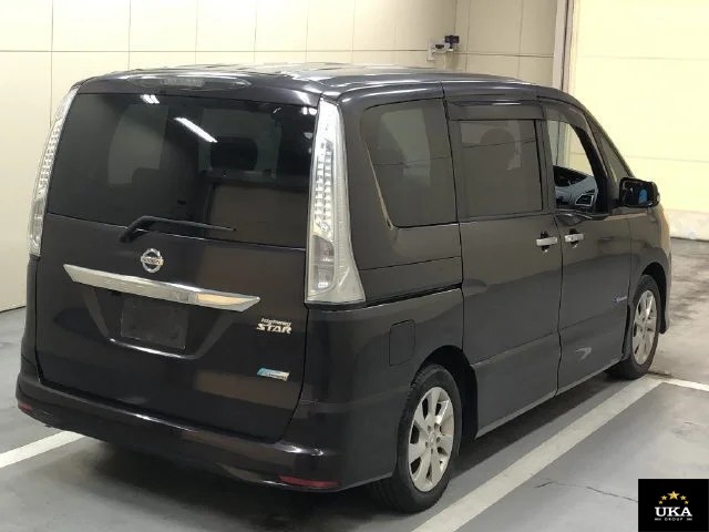 2013 Nissan Serena