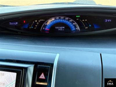 2013 Toyota Estima - Thumbnail