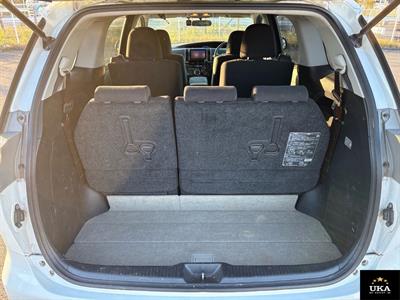 2013 Toyota Estima - Thumbnail