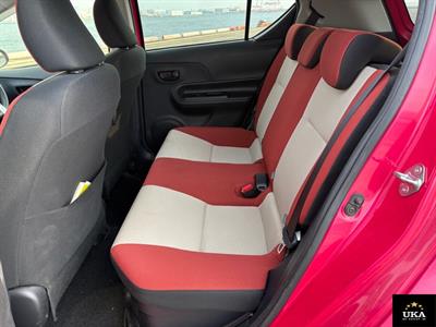 2016 Toyota Aqua - Thumbnail