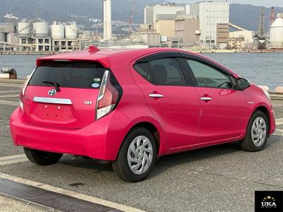 2016 Toyota Aqua - Thumbnail