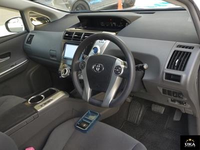 2013 Toyota Prius - Thumbnail