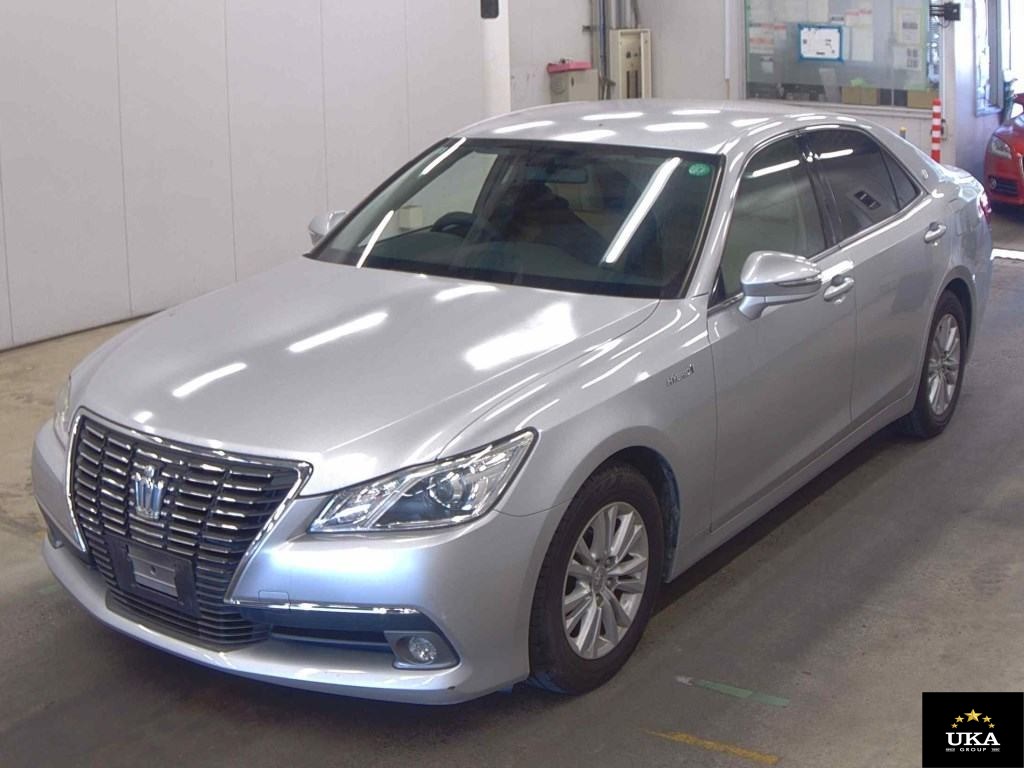 2013 Toyota Crown