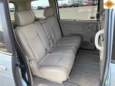 2014 Nissan Serena - Thumbnail