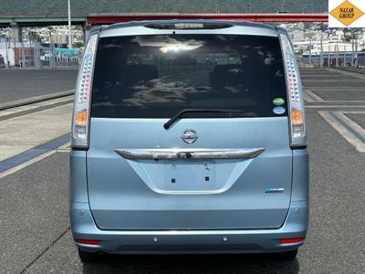 2014 Nissan Serena - Thumbnail