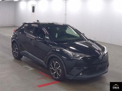 2017 Toyota C-HR - Thumbnail